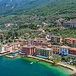 Apartamento View Mercurio With Shared Pool Brenzone sul Garda
