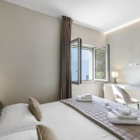 View Mercurio With Shared Pool