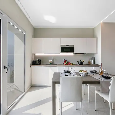 View Mercurio With Shared Pool Apartament Brenzone sul Garda