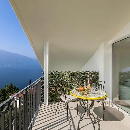 View Mercurio With Shared Pool Apartament