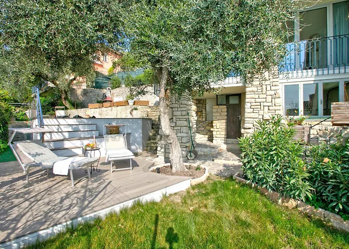 View Mercurio With Shared Pool Appartement *