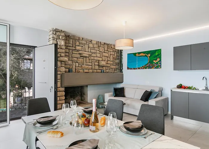 View Mercurio With Shared Pool * Brenzone