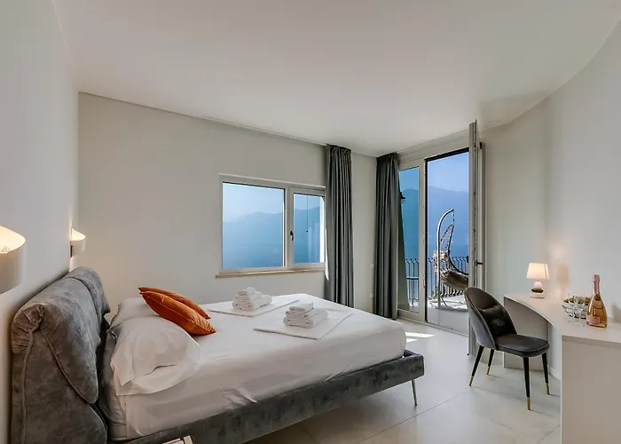 View Mercurio With Shared Pool Appartement