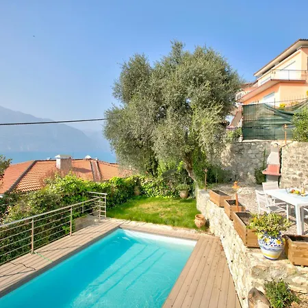 Apartment View Mercurio With Shared Pool Brenzone sul Garda