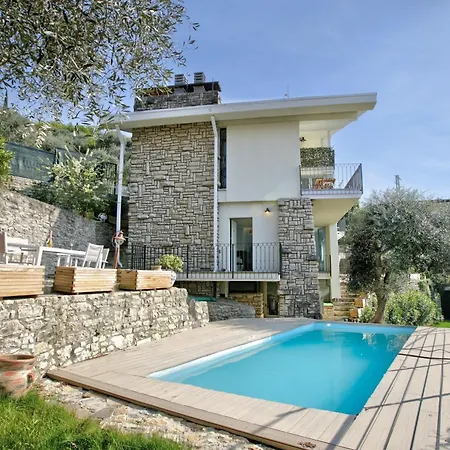 View Mercurio With Shared Pool Apartment Brenzone sul Garda