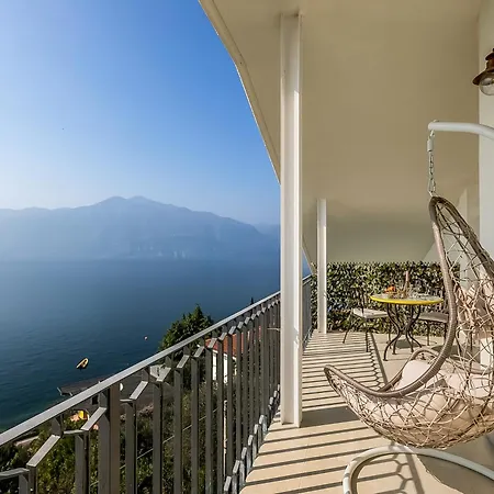 Apartment View Mercurio With Shared Pool