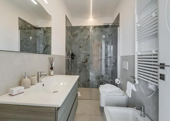 View Mercurio With Shared Pool 아파트