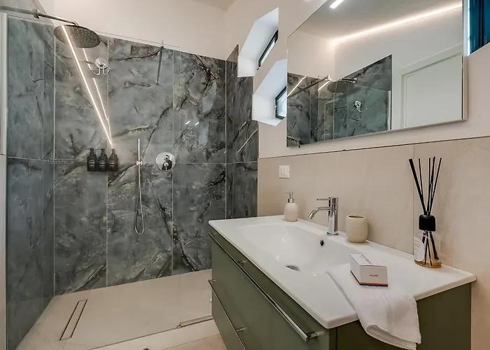 شقة View Mercurio With Shared Pool