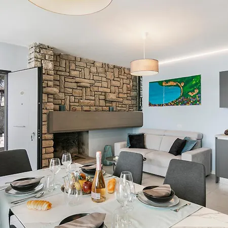 View Mercurio With Shared Pool * Brenzone sul Garda