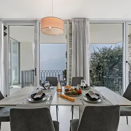 View Mercurio With Shared Pool Appartement