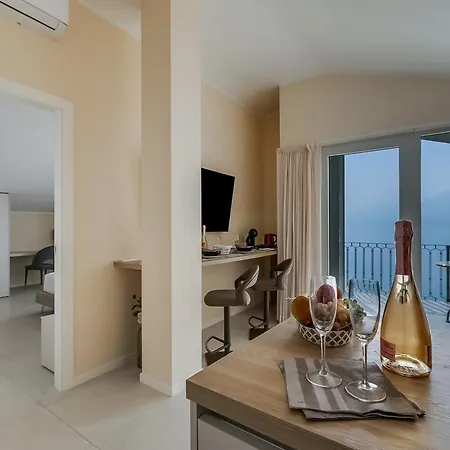 View Mercurio With Shared Pool