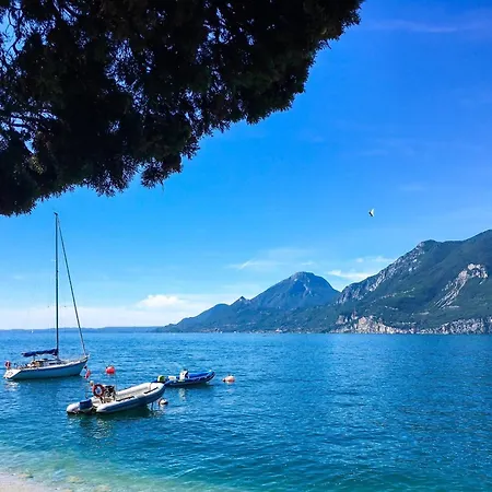 View Mercurio With Shared Pool Appartement Brenzone sul Garda